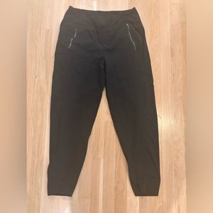 Athleta Trekkie north jogger